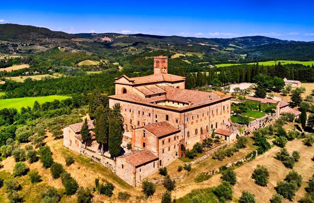 皮恩扎Fattoria Monastero Sant'Anna In Camprena别墅 外观 照片