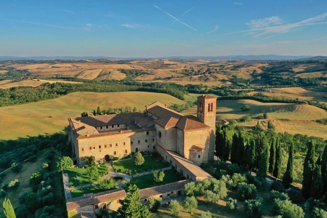 皮恩扎Monastero Sant'Anna In Camprena别墅 外观 照片